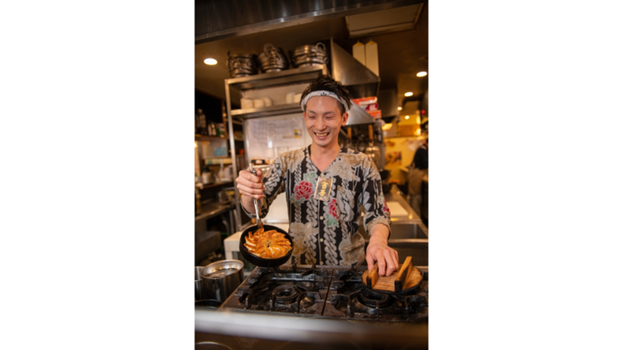 屋台屋 博多劇場|調理見習い・調理補助の求人画像2枚目