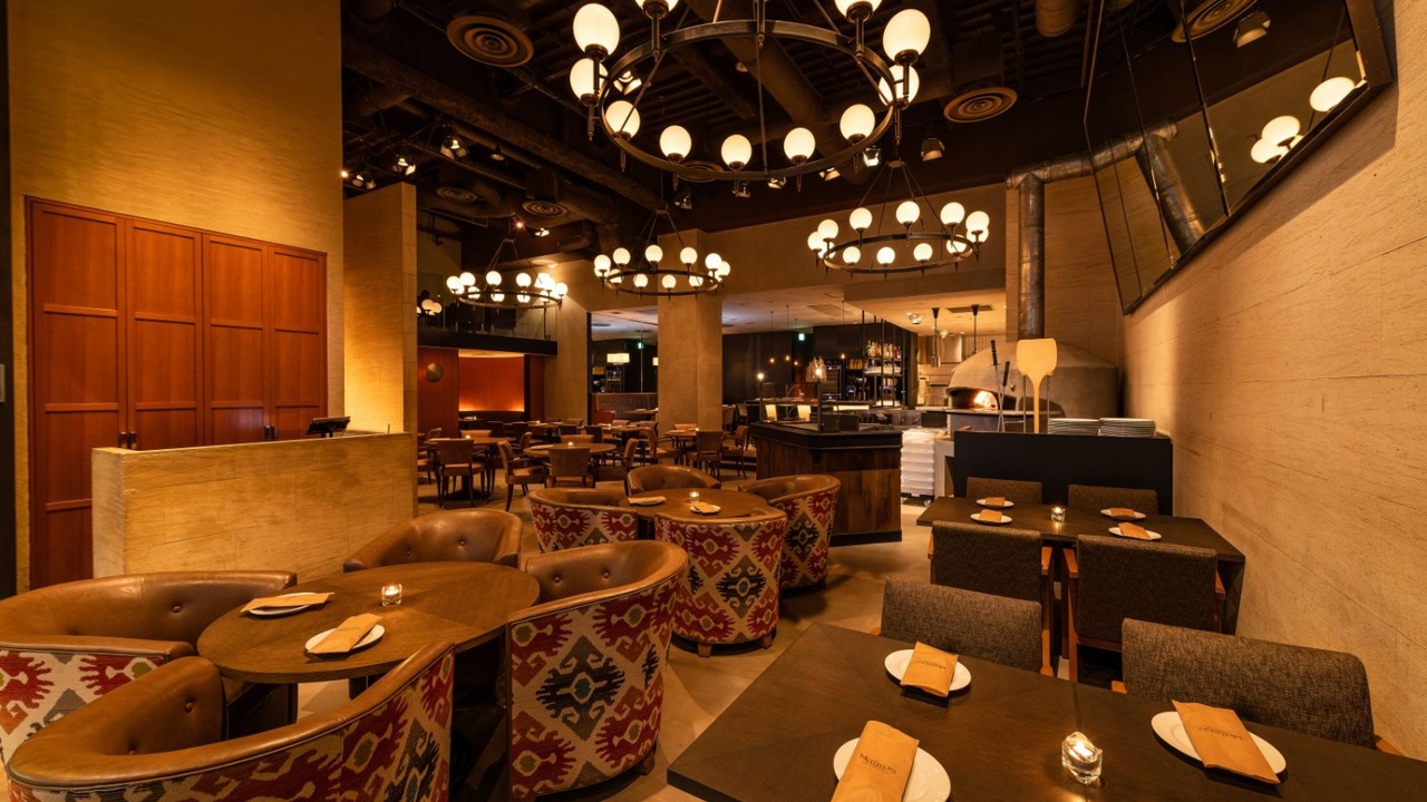 MOTHERS ORIENTAL|パティシエの求人画像1枚目