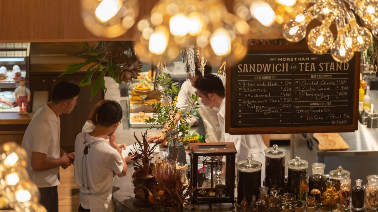 MORETHAN TAPAS LOUNGE -Spanish-|パティシエの求人画像3枚目