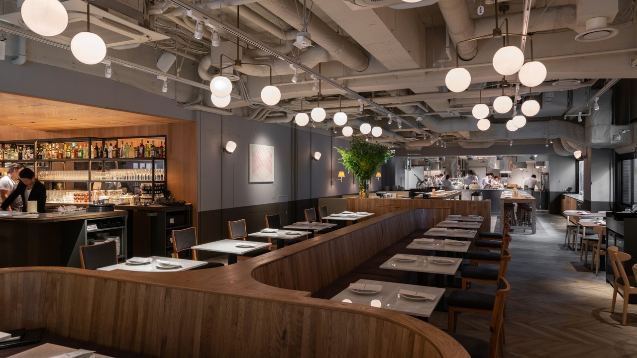 MORETHAN TAPAS LOUNGE -Spanish-|パティシエの求人画像2枚目