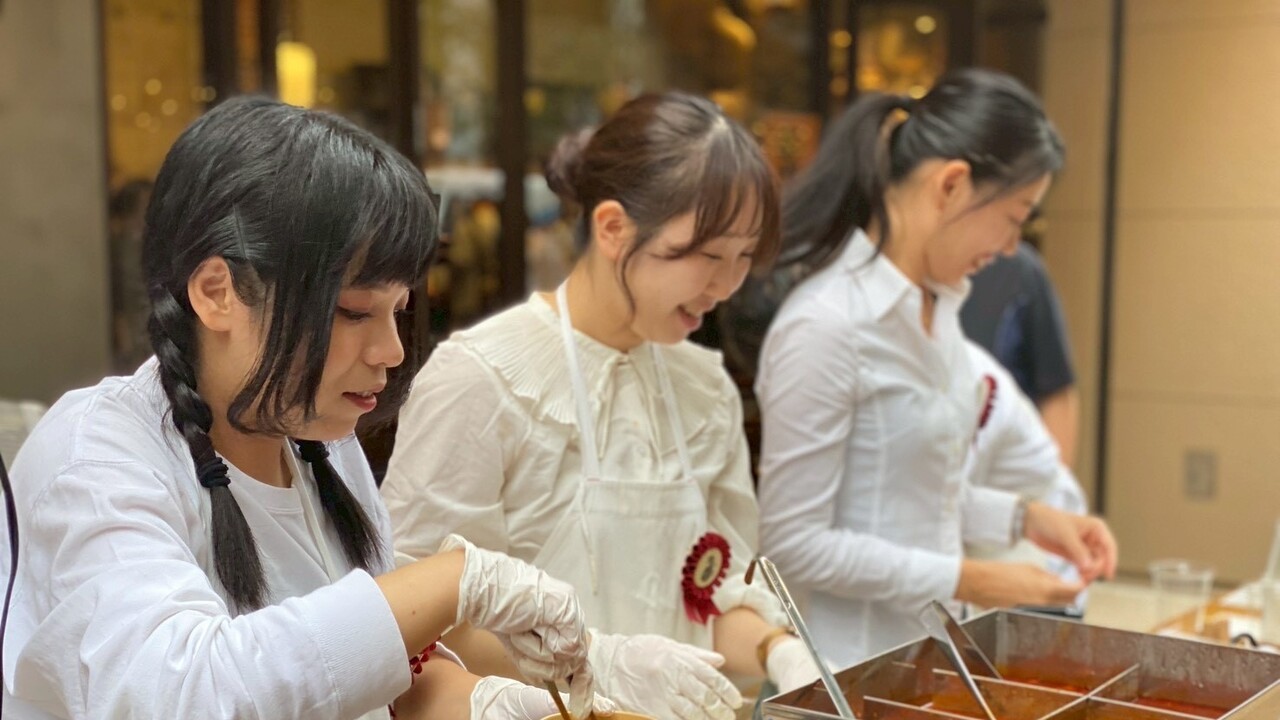 可視化飯店|店長・店長候補の求人画像1枚目
