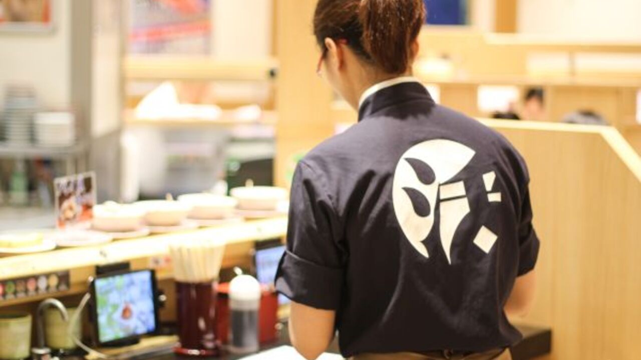 回し寿司活|レストランサービス・ホールスタッフの求人画像2枚目