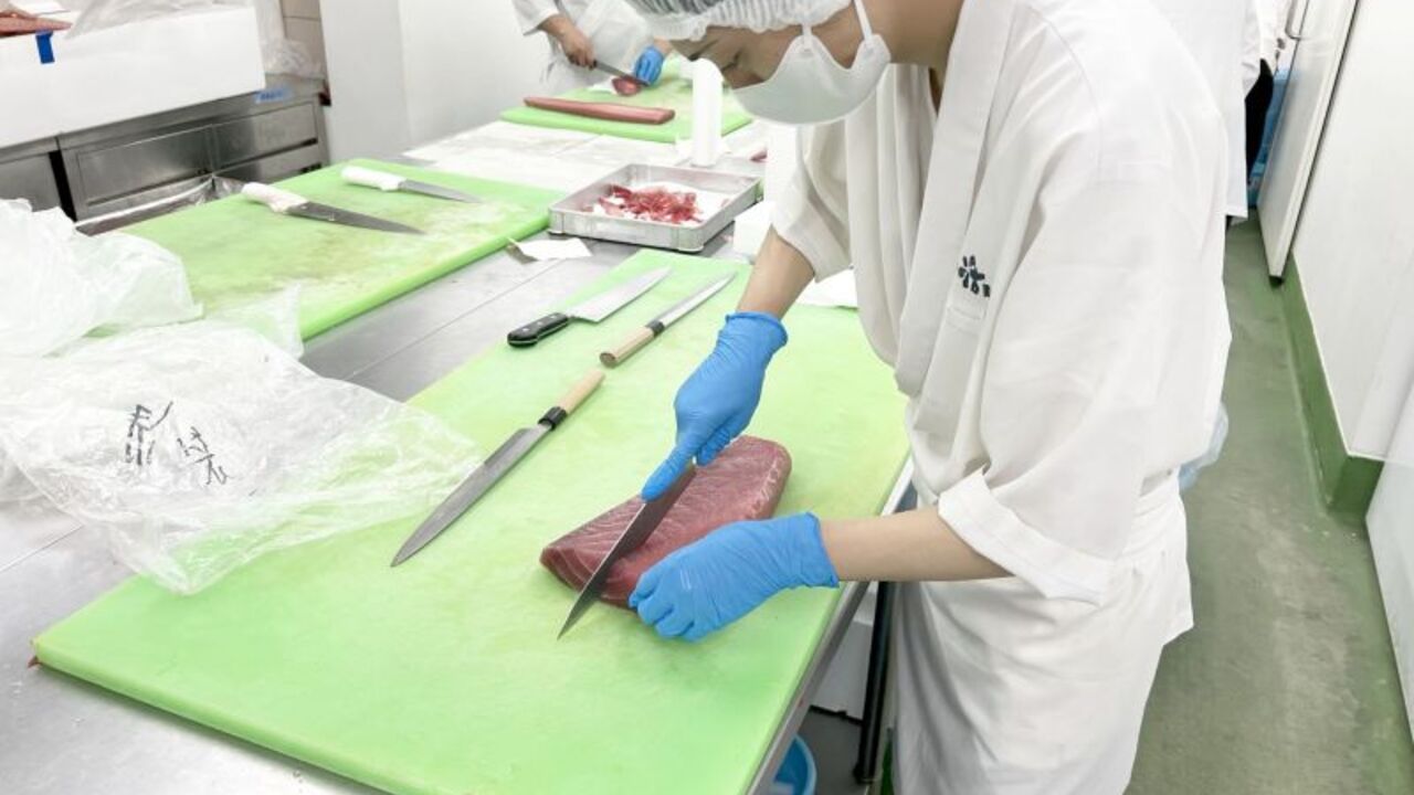 回し寿司活|エリアマネージャーの求人画像1枚目