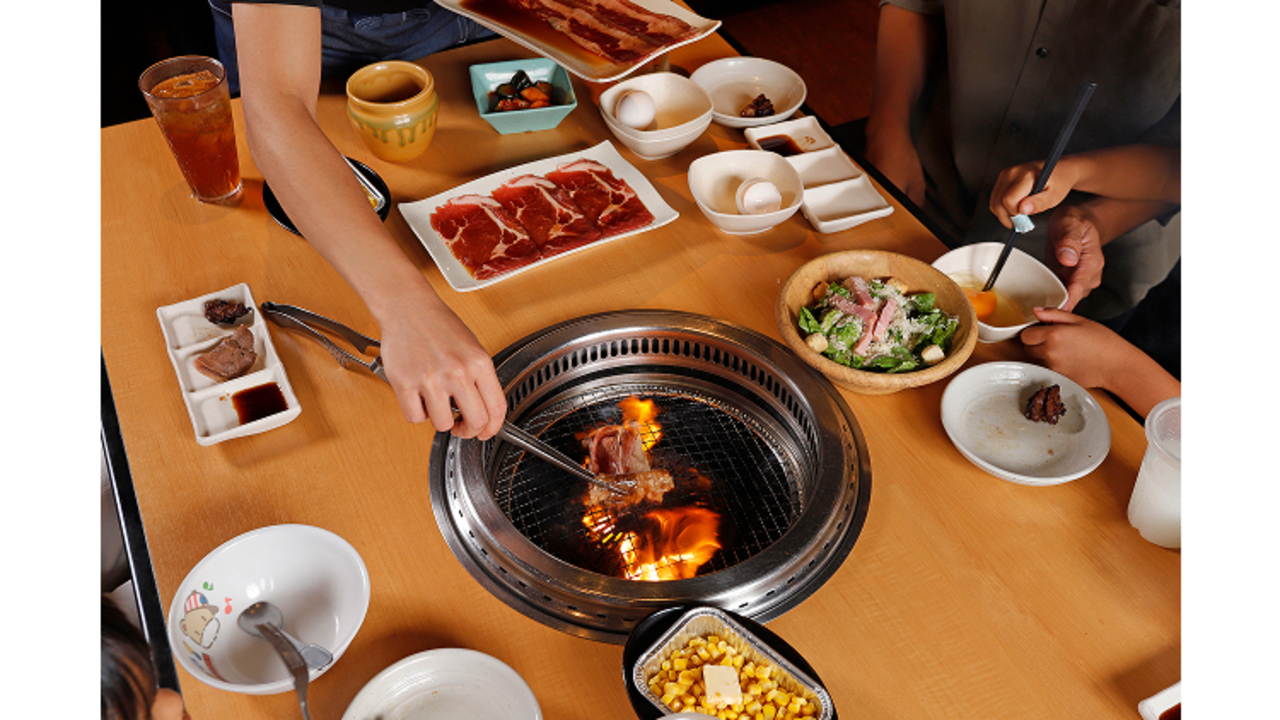 焼肉きんぐ|キッチンスタッフの求人画像1枚目