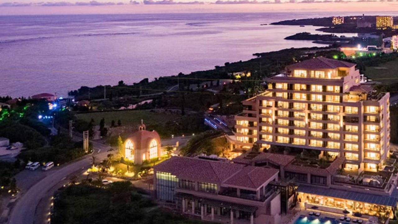 株式会社南西楽園リゾート-シギラセブンマイルズリゾート-フロントスタッフ 1枚目