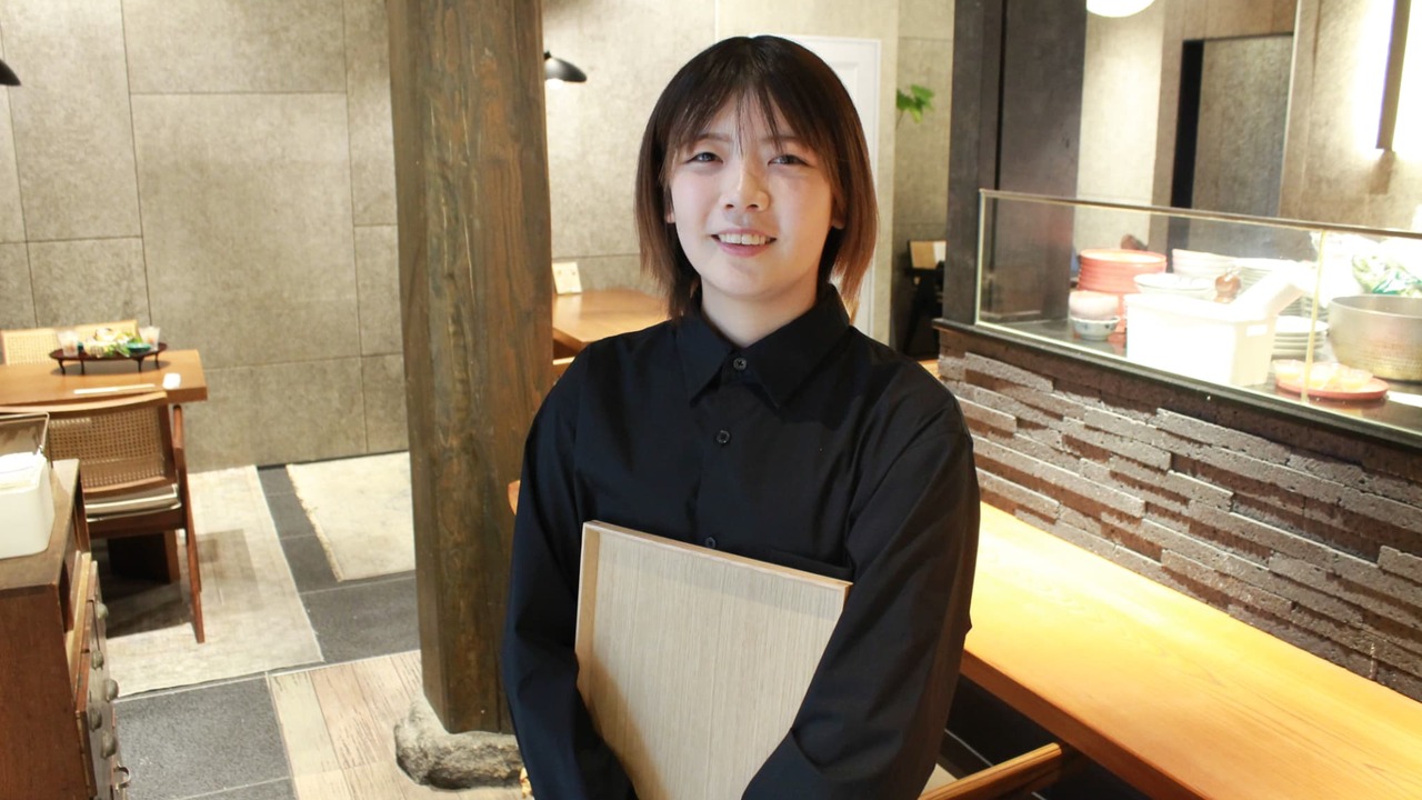 梯子|キッチンスタッフの求人画像1枚目