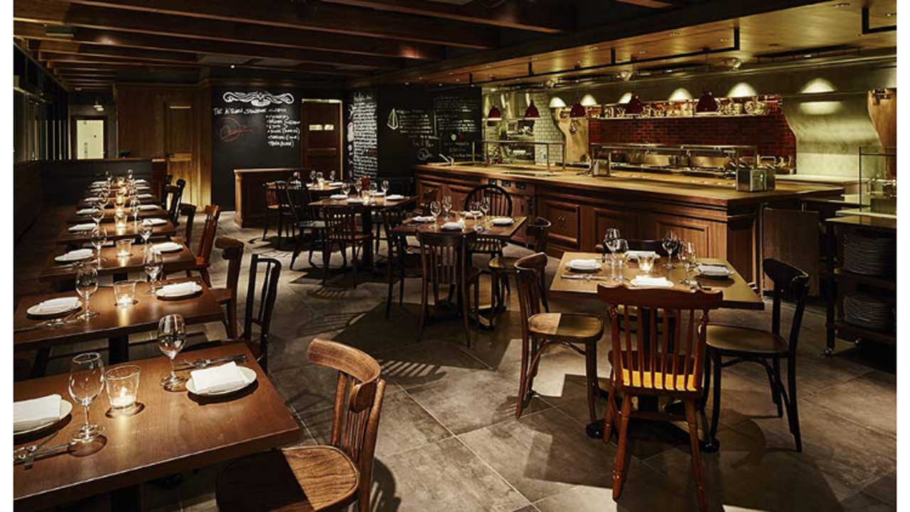 The Kitchen Salvatore Cuomo|レストランサービス・ホールスタッフの求人画像1枚目