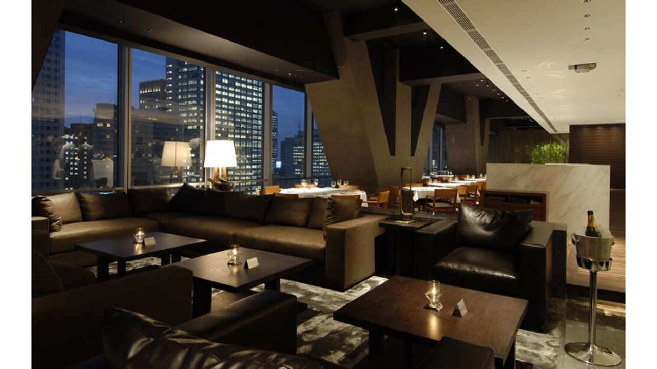 XEX|レストランサービス・ホールスタッフの求人画像3枚目