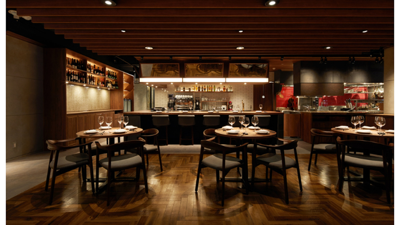 The Kitchen Salvatore Cuomo|レストランサービス・ホールスタッフの求人画像1枚目