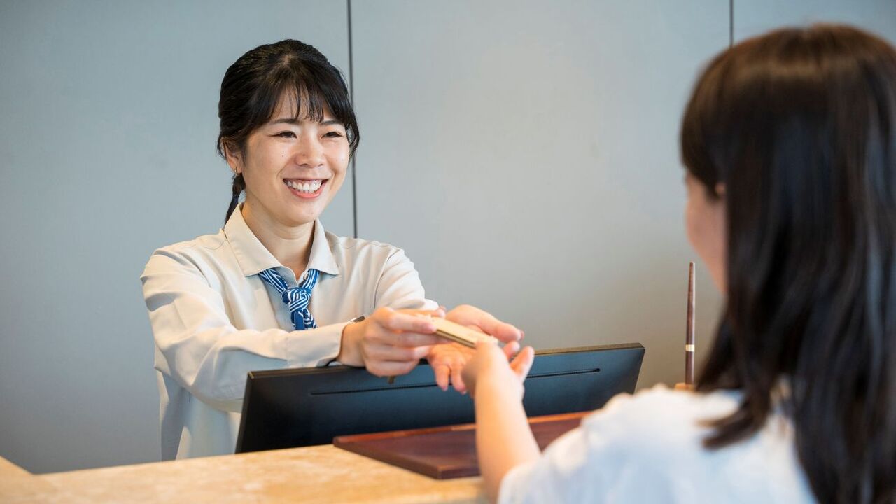 ホテルアンテルーム那覇|フロントスタッフの求人画像4枚目
