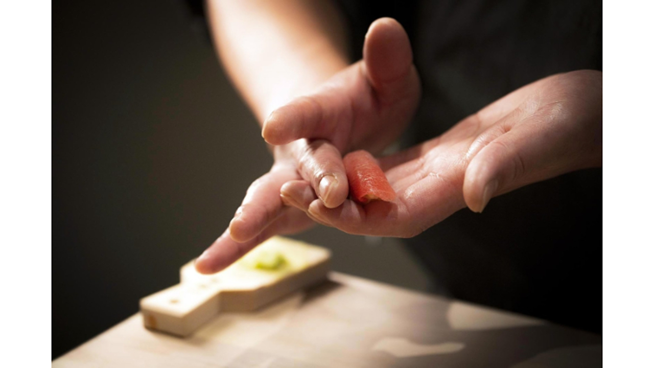 XEX|キッチンスタッフの求人画像1枚目