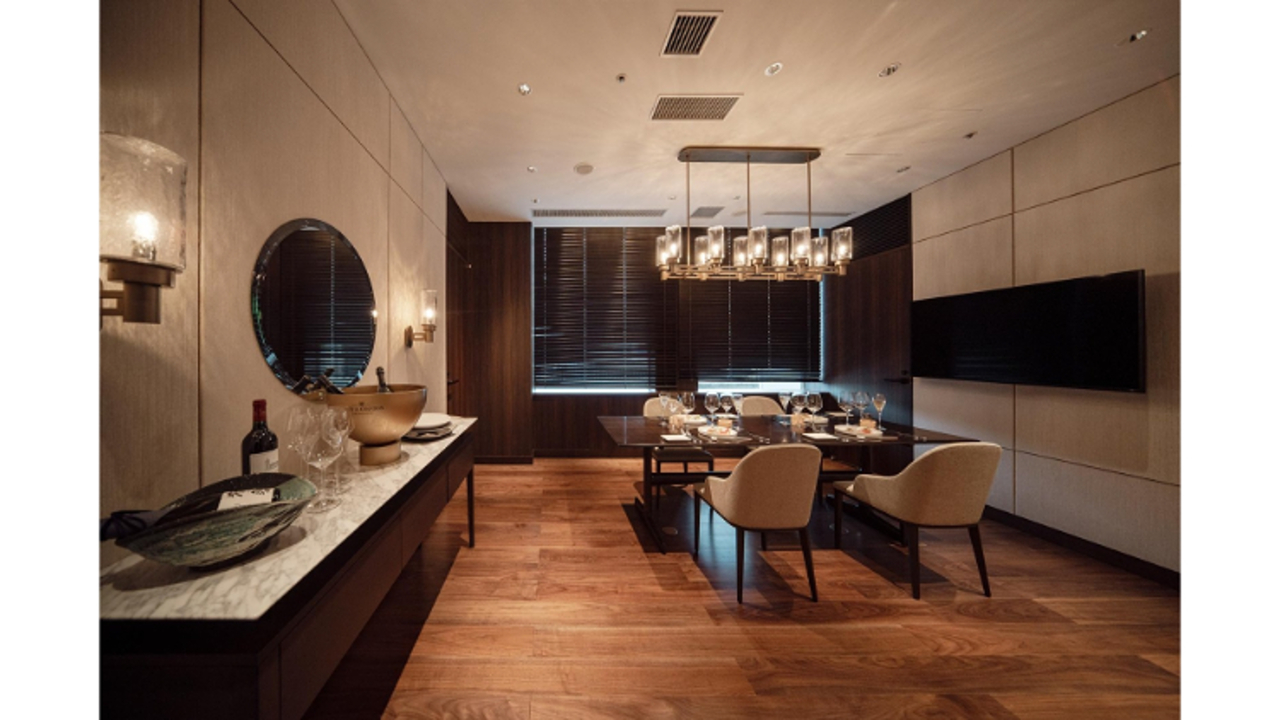 XEX|レストランサービス・ホールスタッフの求人画像2枚目