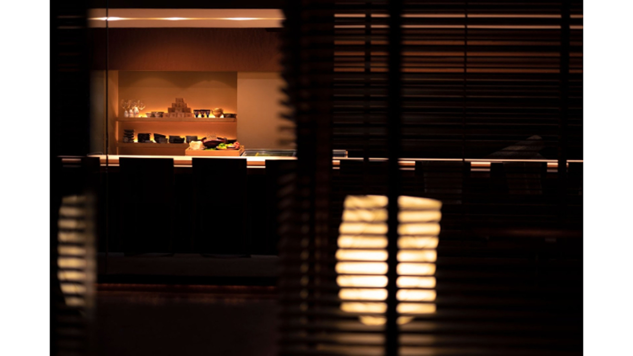 XEX|店長・店長候補の求人画像1枚目