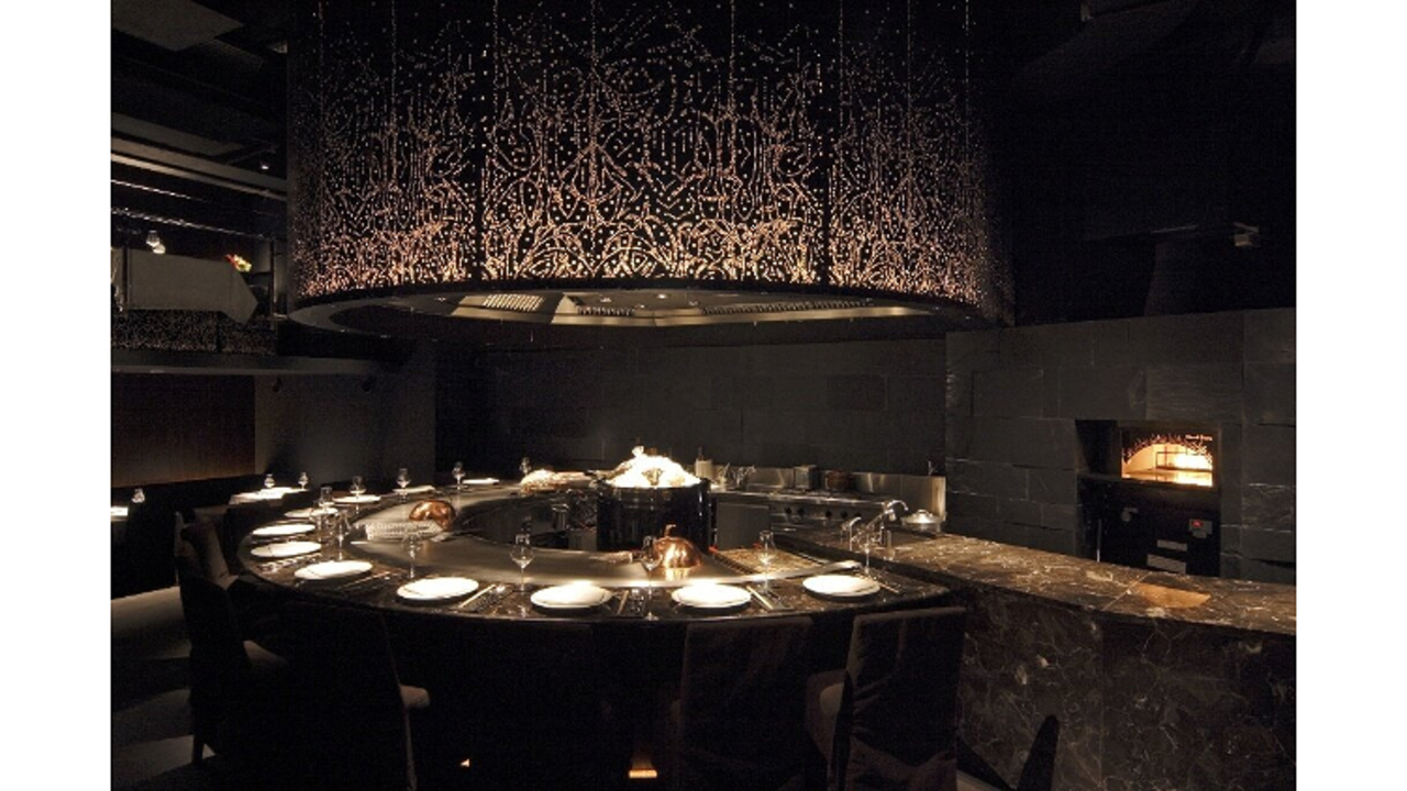 XEX|料理長・料理長候補の求人画像1枚目