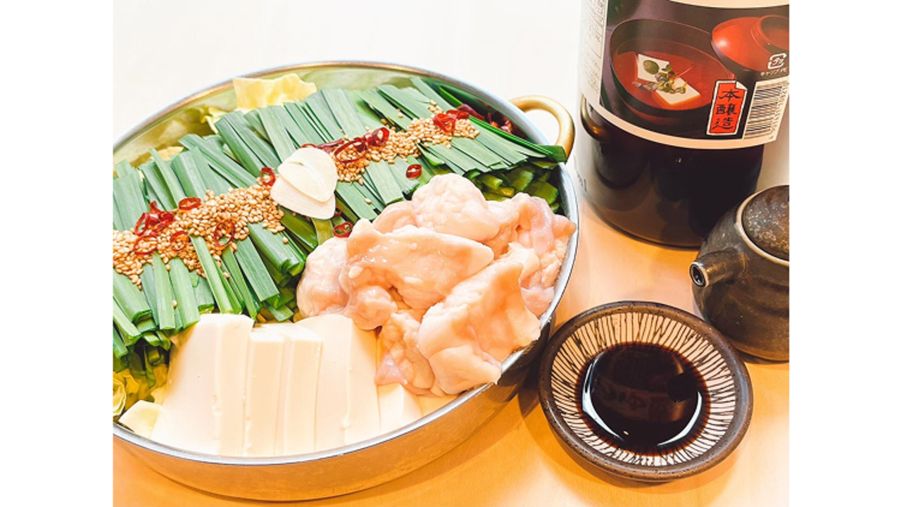 炭火焼鳥・牛もつ鍋 うる虎 総本店|レストランサービス・ホールスタッフの求人画像2枚目