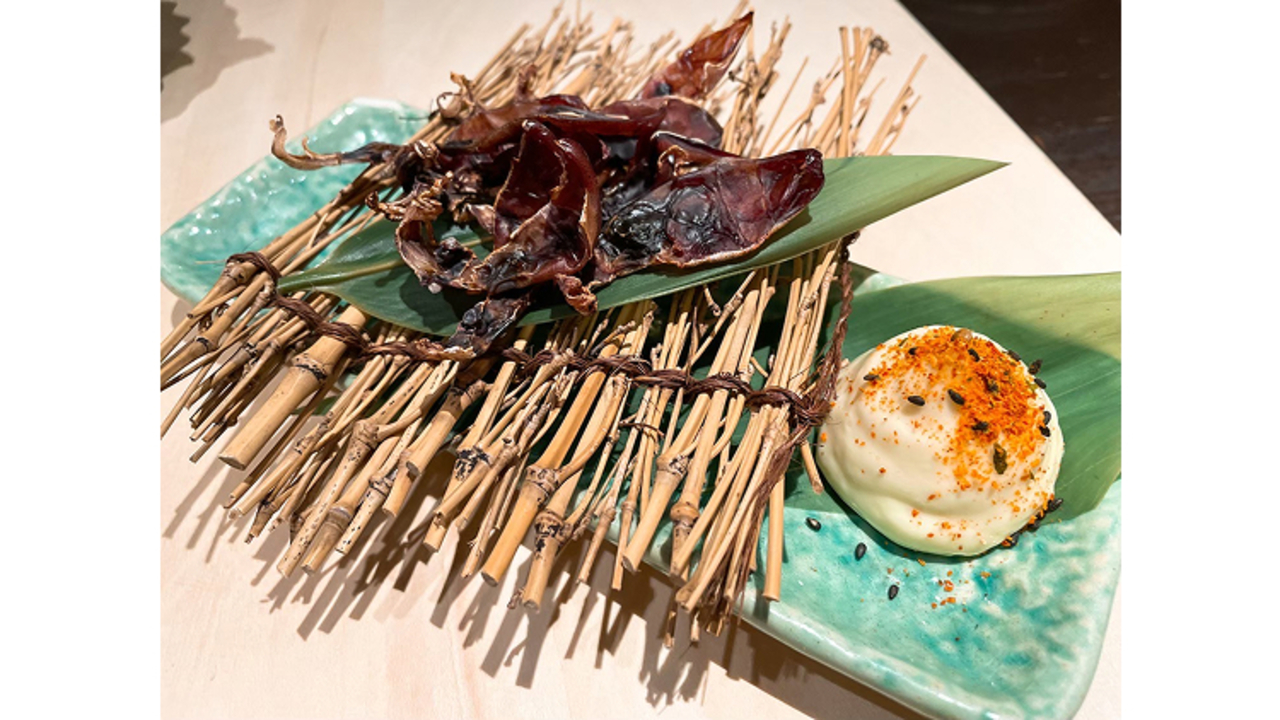 炭火焼鳥・牛もつ鍋 うる虎 総本店|スーパーバイザーの求人画像1枚目