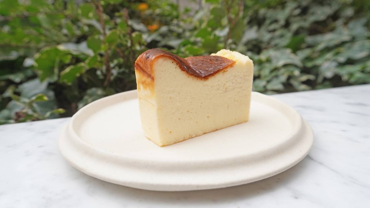 WHITE GLASS COFFEE 福岡店|パティシエの求人画像2枚目