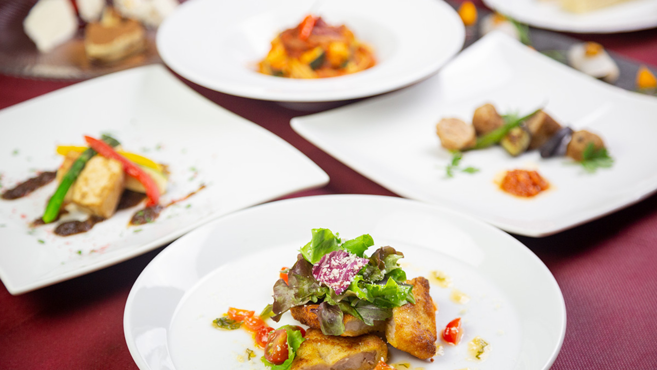 ヴィラブリゾート|料理長・料理長候補の求人画像1枚目