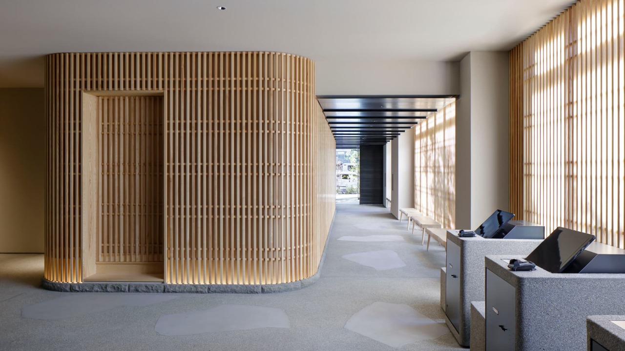 SOKI|フロントスタッフの求人画像1枚目