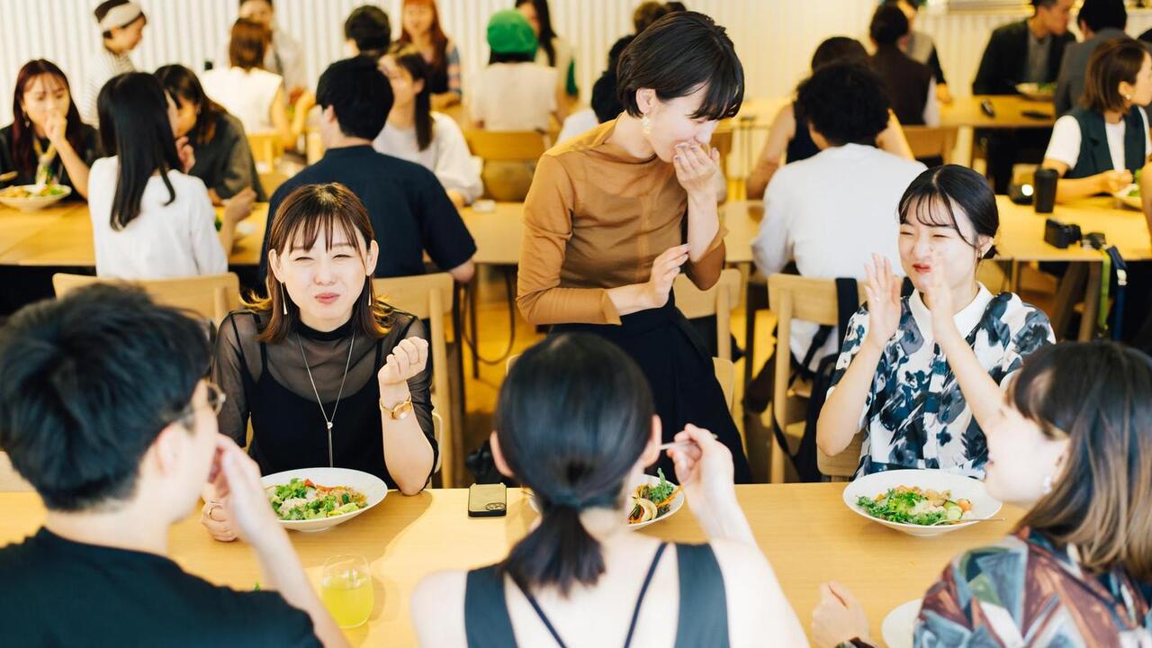 IWAI OMOTESANDO|販売スタッフの求人画像3枚目