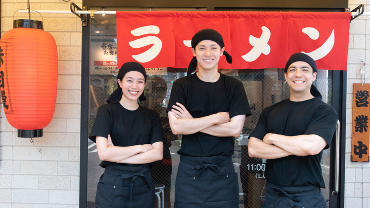 魁力屋 新利府 ラーメン | レストランサービス・ホールスタッフ)の求人の写真 1枚目