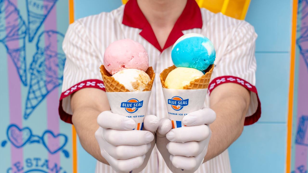 ブルーシールアイス|レストランサービス・ホールスタッフの求人画像1枚目