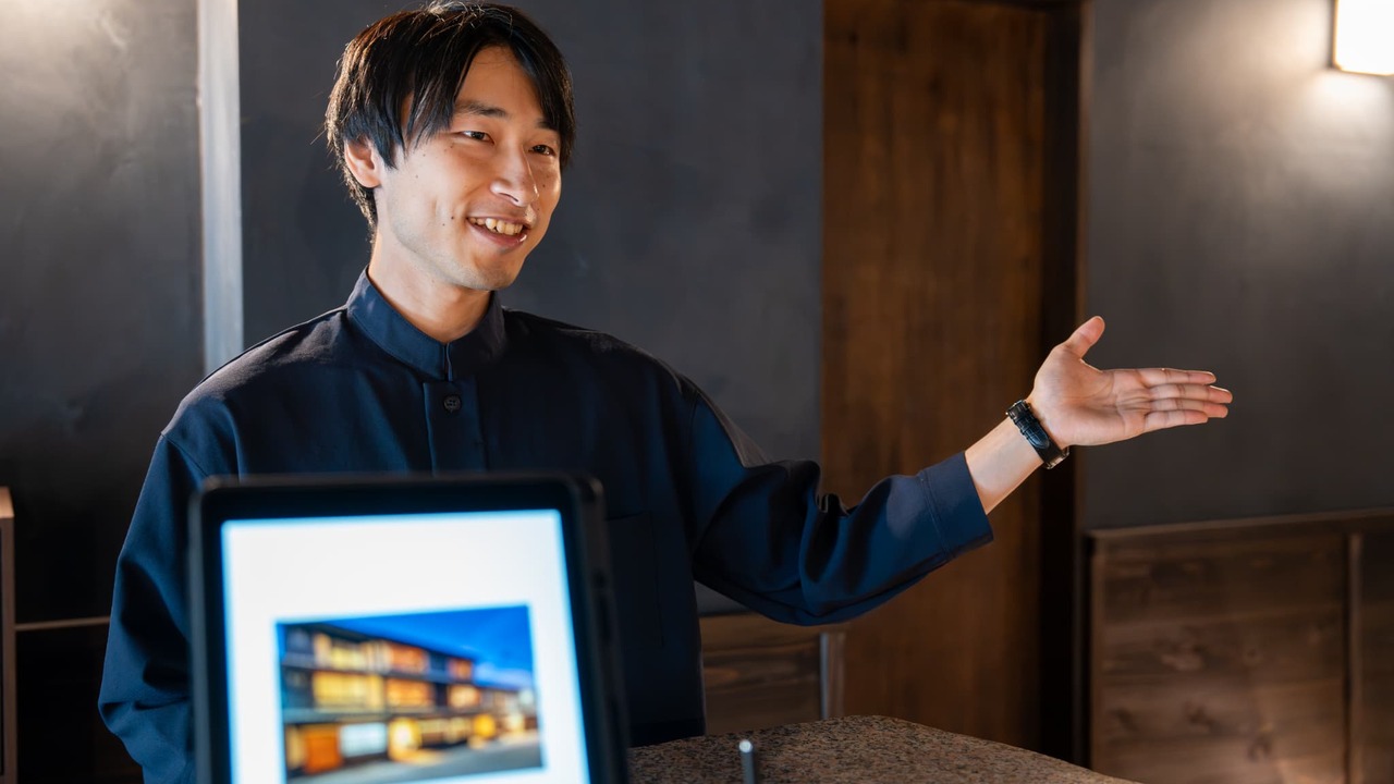 Nazuna|フロントスタッフの求人画像1枚目