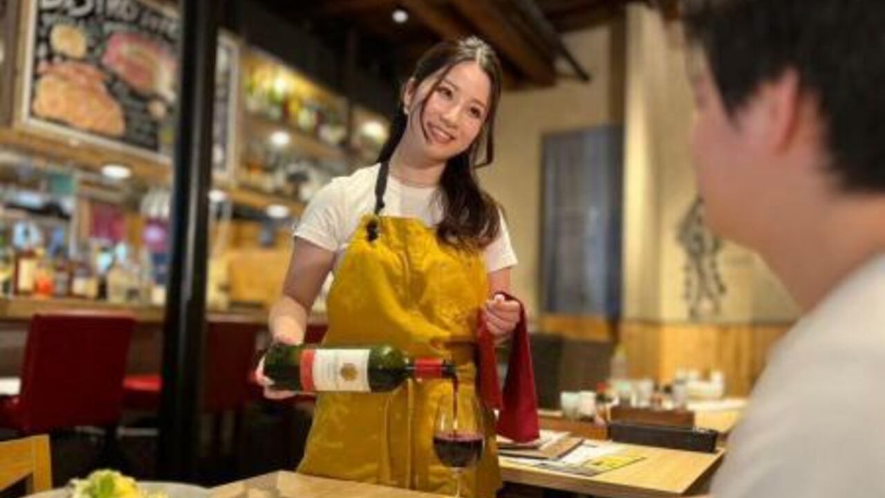 原価ビストロチーズ|レストランサービス・ホールスタッフの求人画像1枚目