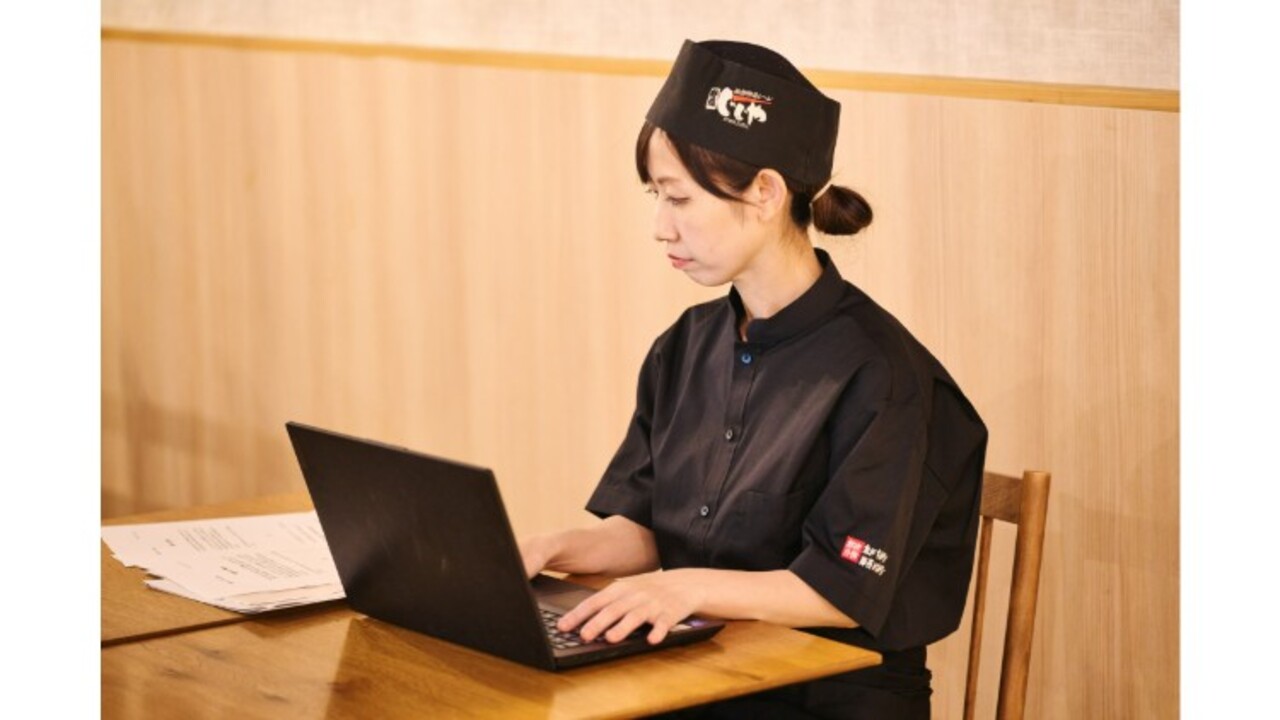 九州すし市場|店長・店長候補の求人画像1枚目