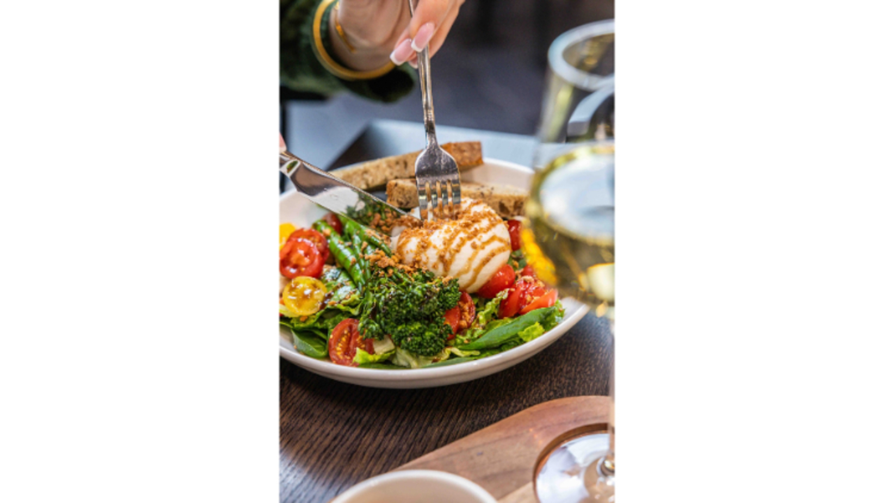 FRESH(フレッシュ)|レストランサービス・ホールスタッフの求人画像4枚目