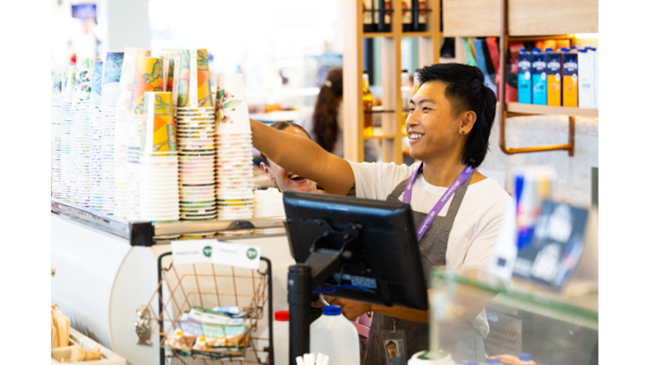 FRESH(フレッシュ)|店長・店長候補の求人画像1枚目