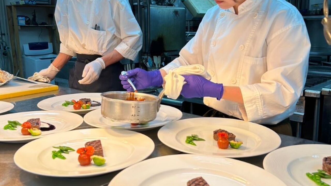 結婚式場グラストニア|キッチンスタッフの求人画像1枚目