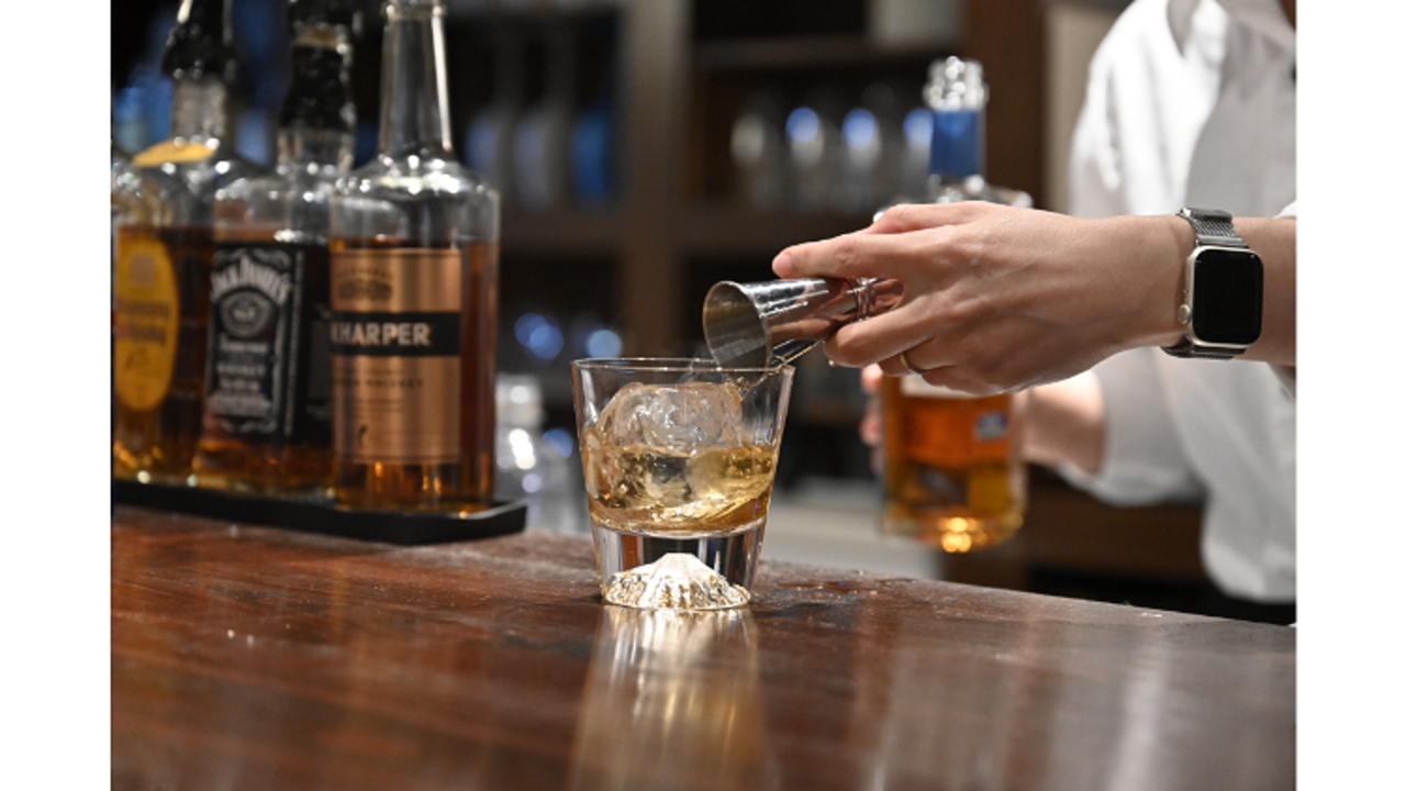 MusicBar Cielnage|レストランサービス・ホールスタッフの求人画像3枚目