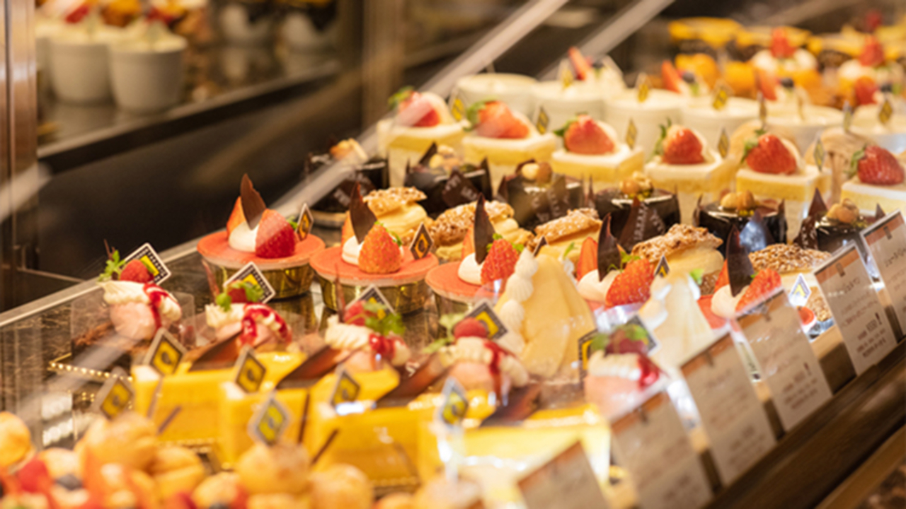 ル パティシエ タカギ|パティシエの求人画像2枚目