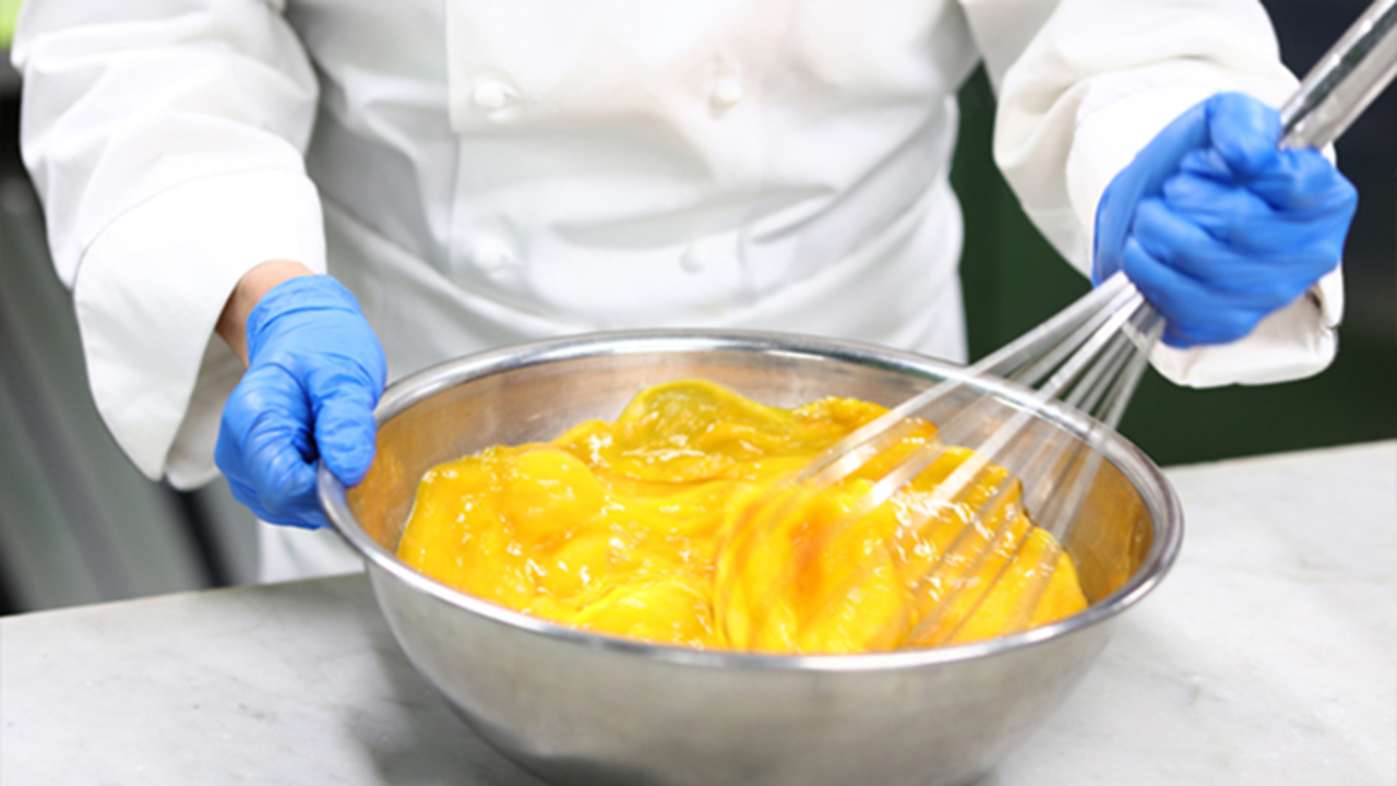 ル パティシエ タカギ|パティシエの求人画像2枚目