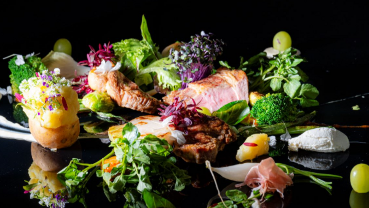 シャレーアイビーグループ|レストランサービス・ホールスタッフの求人画像4枚目