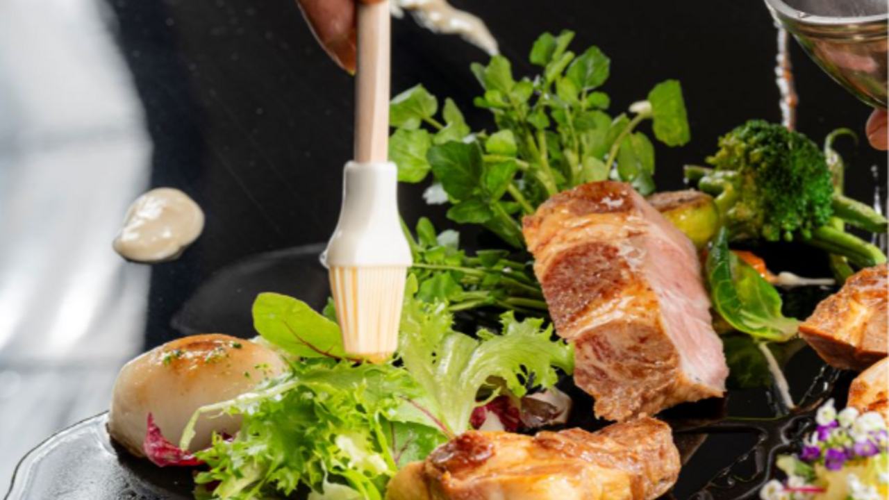 シャレーアイビーグループ|キッチンスタッフの求人画像1枚目