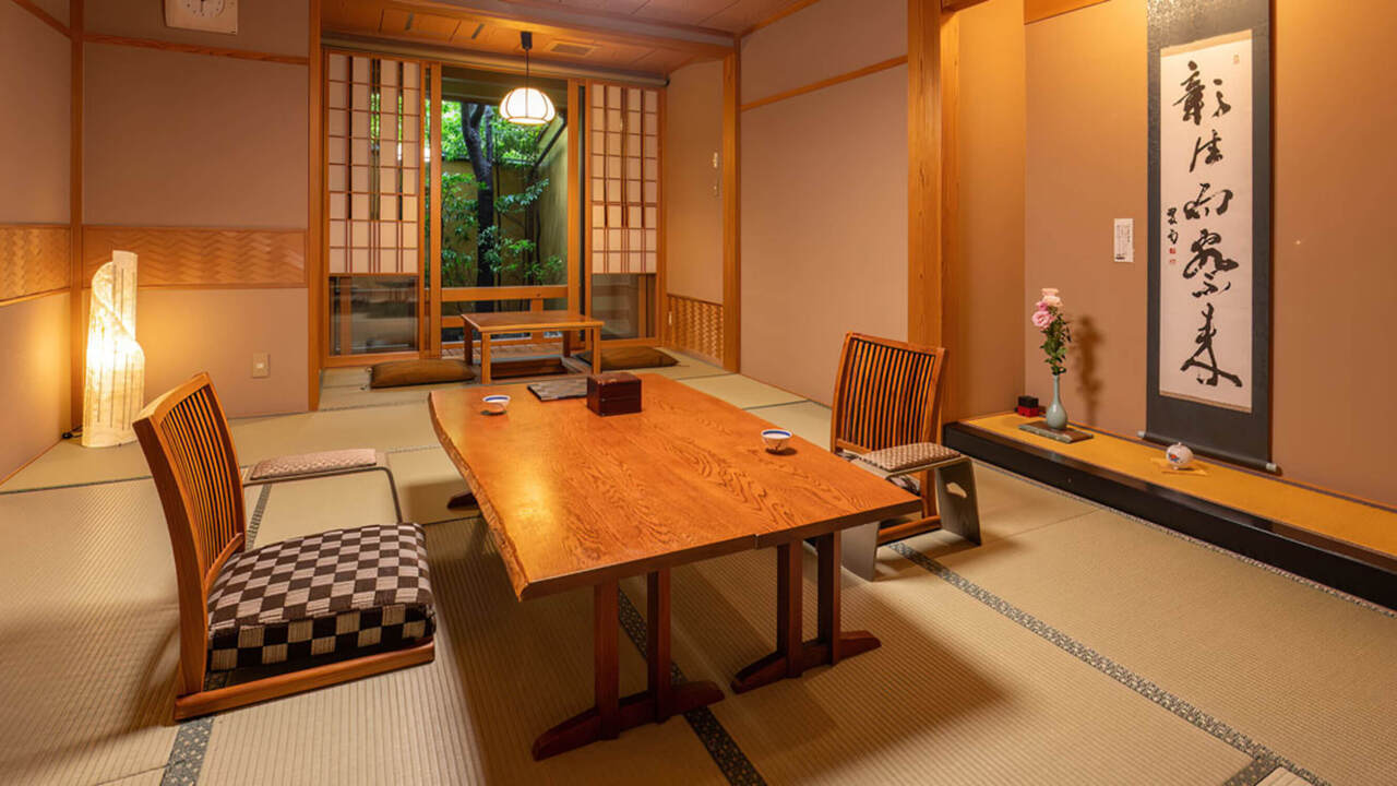 下呂温泉 懐石宿 水鳳園|宿泊全般の求人画像1枚目