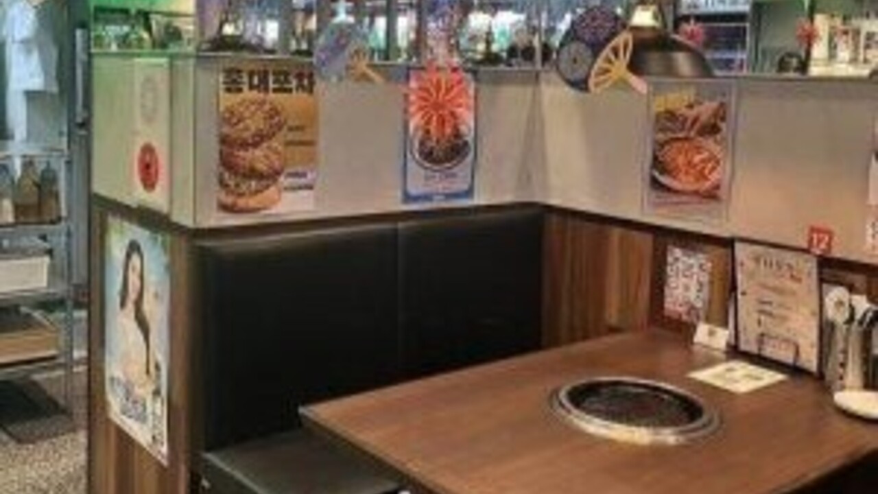 韓国料理　ホンデ|レストランサービス・ホールスタッフの求人画像1枚目