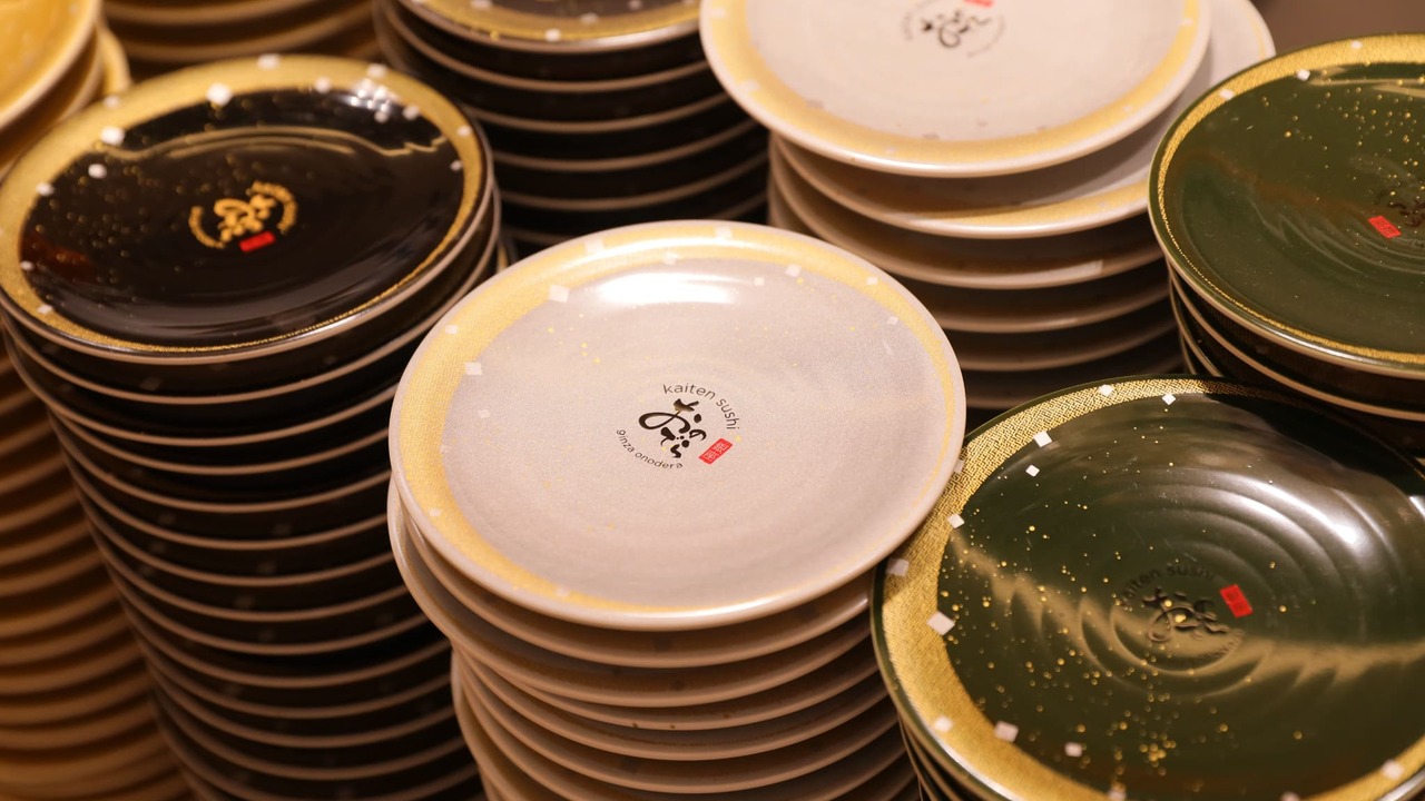 株式会社銀座おのでら 廻転鮨 銀座おのでら 名古屋店 寿司・鮨 | レストランサービス・ホールスタッフ)の求人の写真 3枚目