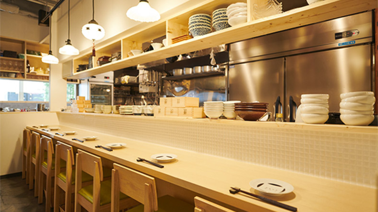 カネマス弥平とうふ店|料理長・料理長候補の求人画像1枚目