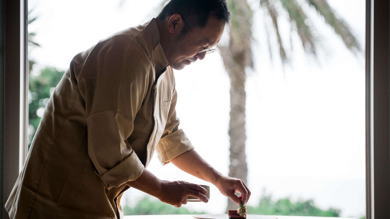 2026年6月開業｜宮古島・伊良部島のスモールラグジュアリーホテル|キッチンスタッフの求人画像1枚目