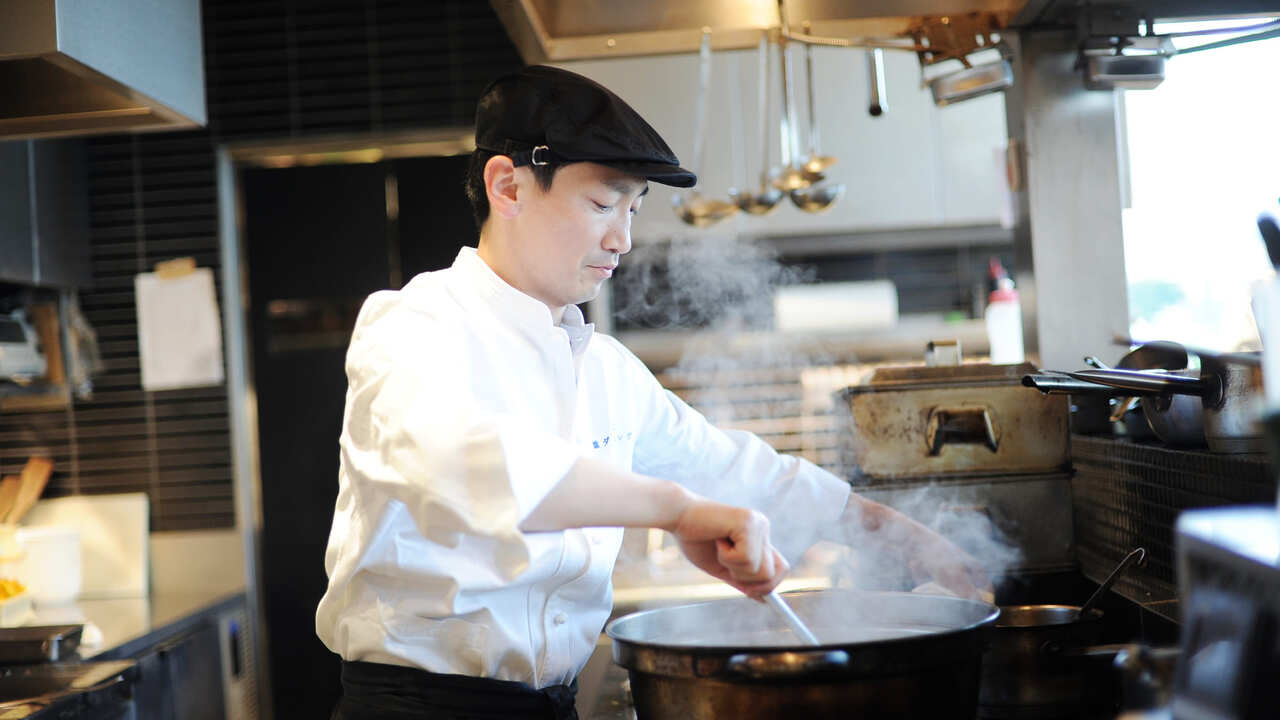 酢重正之|料理長・料理長候補の求人画像3枚目