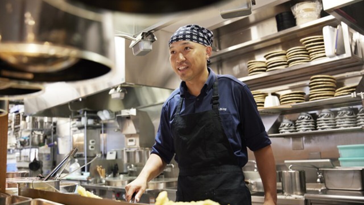 最上製麺 一宮三条店 うどん・そば | エリアマネージャー)の求人の写真 1枚目