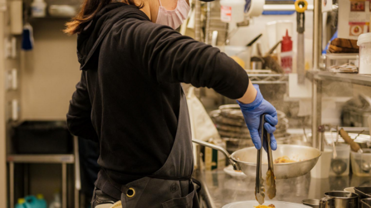 合宿事業|キッチンスタッフの求人画像1枚目