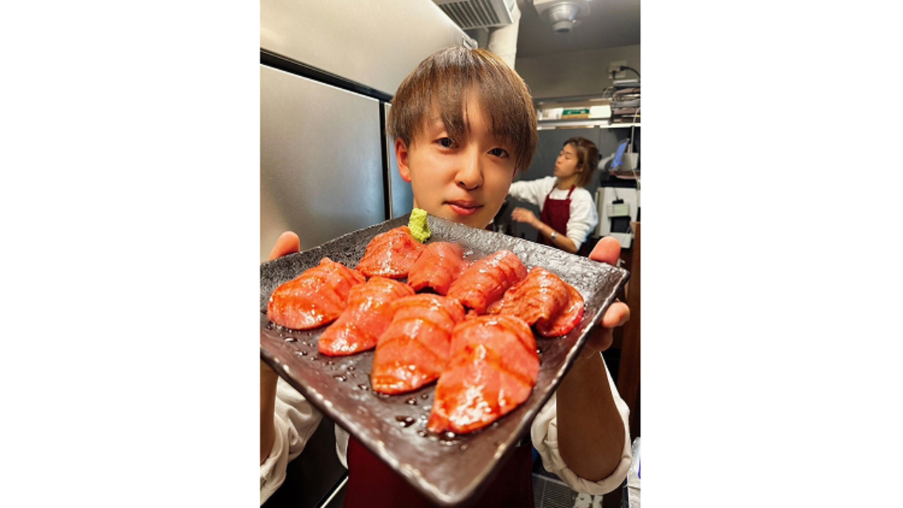 お肉一枚売りの焼肉店 焼肉とどろき|レストランサービス・ホールスタッフの求人画像1枚目