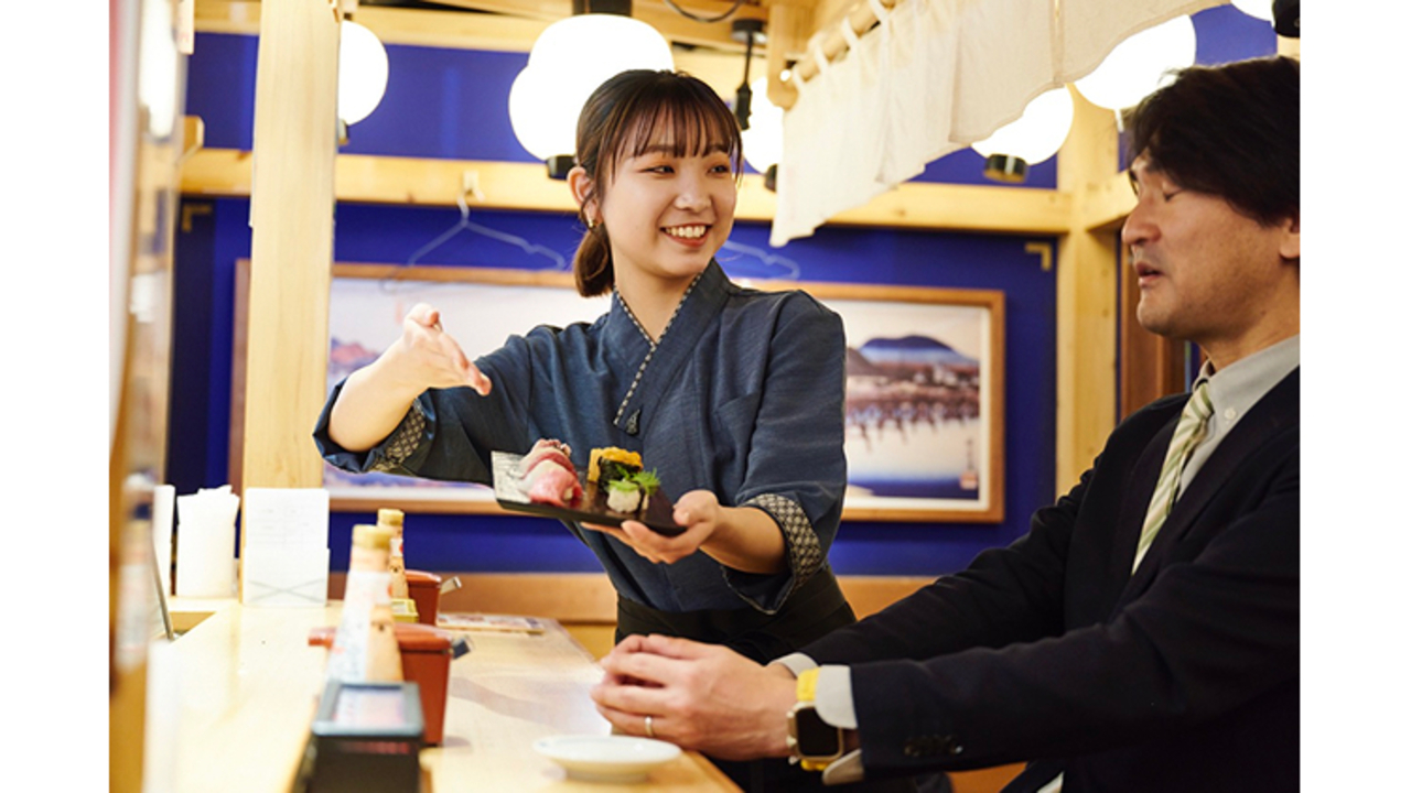 立ち寿司横丁|キッチンスタッフの求人画像1枚目