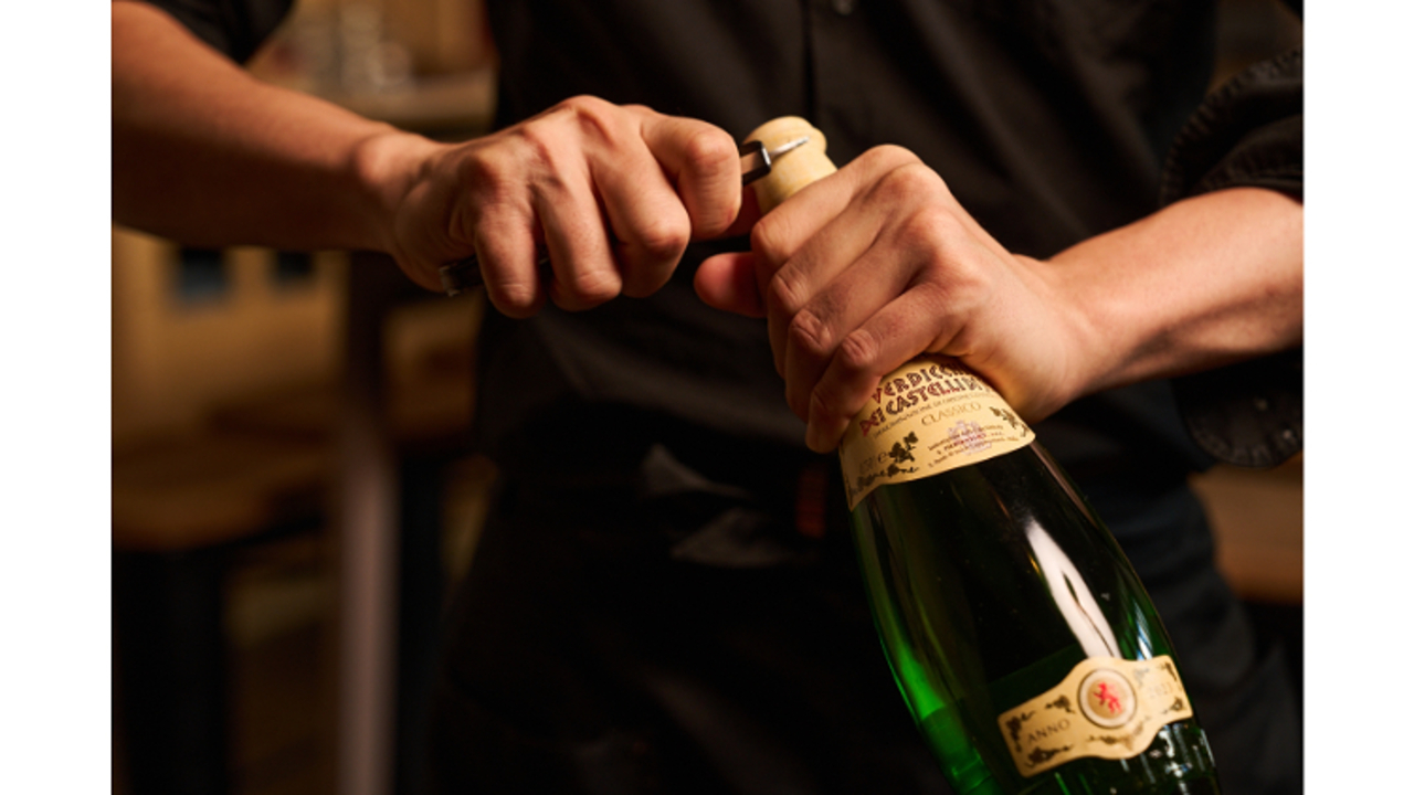 nomuno（ノムノ）|レストランサービス・ホールスタッフの求人画像1枚目