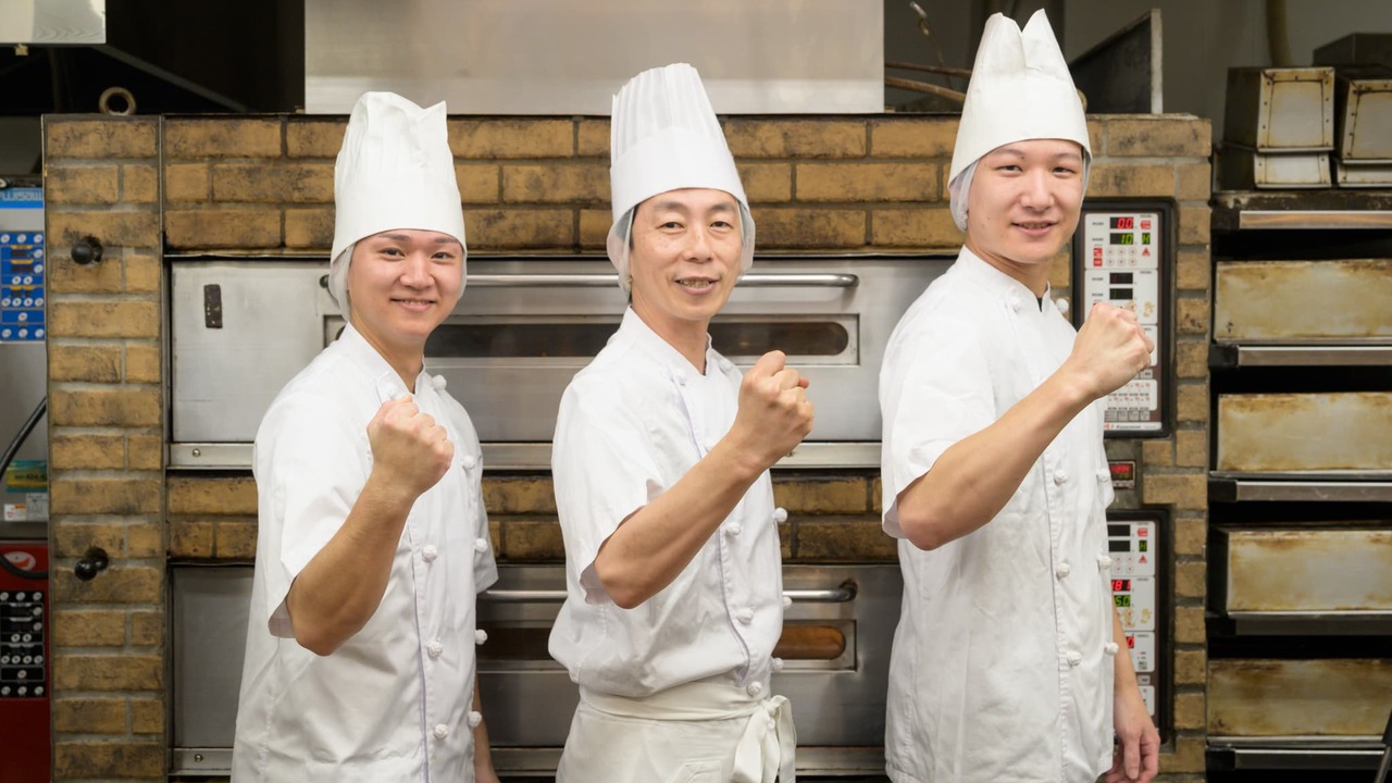 ピーターパン 石窯パン工房店（船橋） パティスリー・ケーキ屋, ベーカリー・ブーランジェリー | レストランサービス・ホールスタッフ)の求人の写真 1枚目