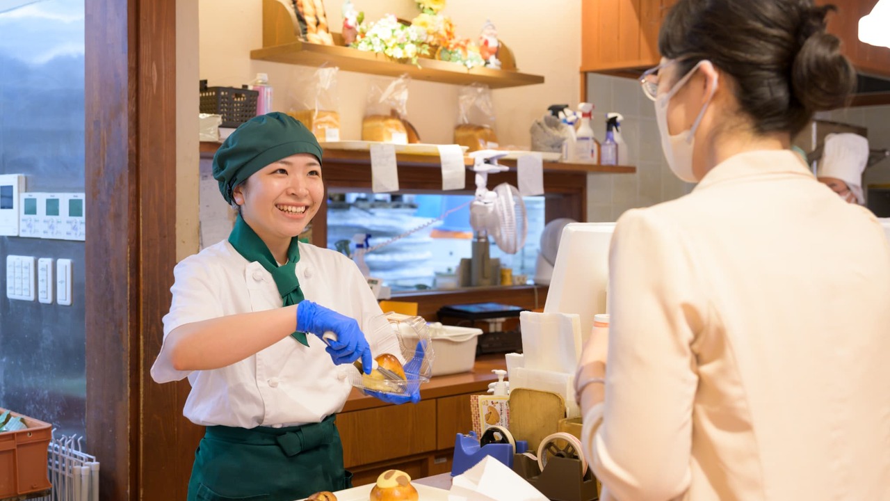 ピーターパン 石窯パン工房店（船橋） パティスリー・ケーキ屋, ベーカリー・ブーランジェリー | レストランサービス・ホールスタッフ)の求人の写真 4枚目